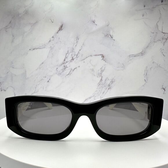 New CHANEL Sunglasses - Picture 6 of 16